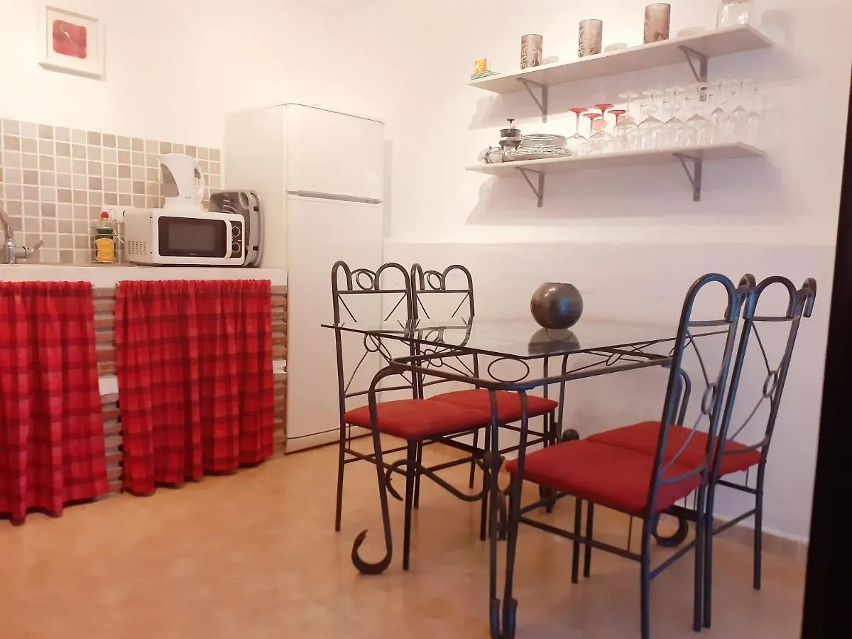 Casa Colina Hotel Comares 3*,